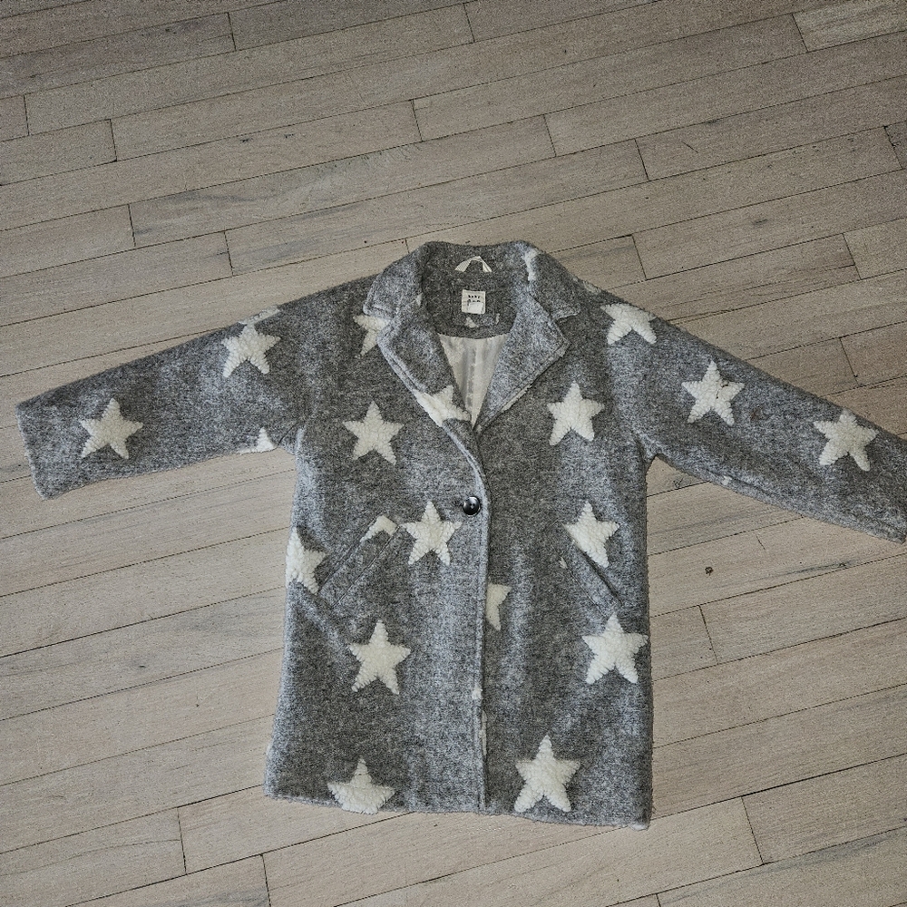 Grey & white star pattern coat